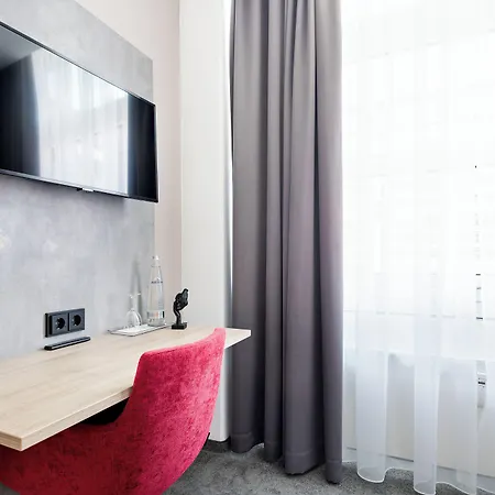 Hotel C & N - An Der Messe 4*