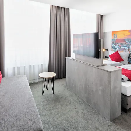 Hotel C & N - An Der Messe Monaco di Baviera